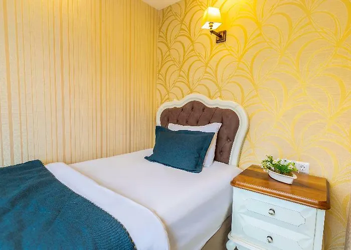 Отель Andalouse 4*