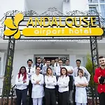 Andalouse 호텔 트라존